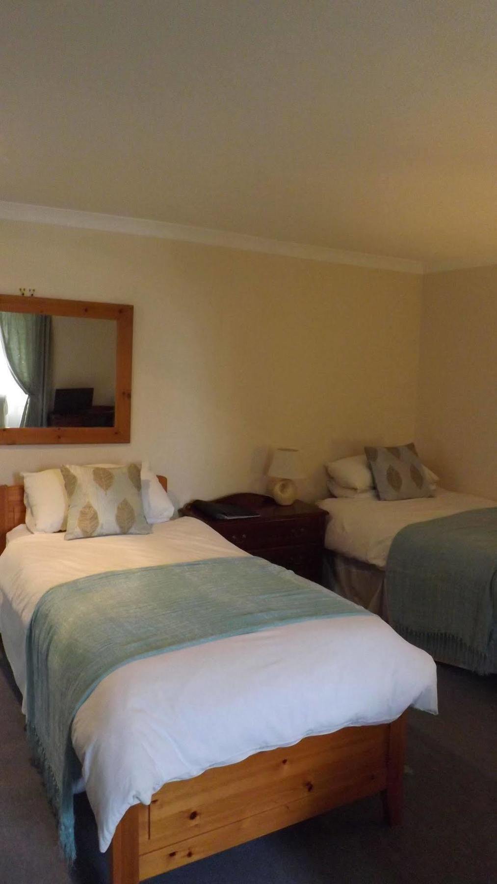 The Bruce Inn B&B Falkland Extérieur photo